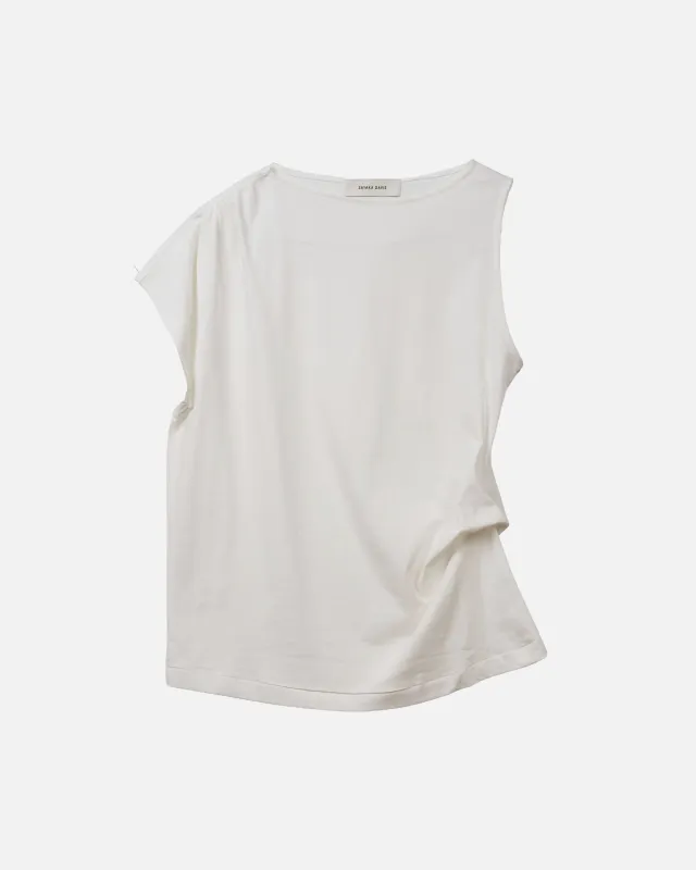 Us Pre Asymmetrical Tee in White made by Sayaka Davis