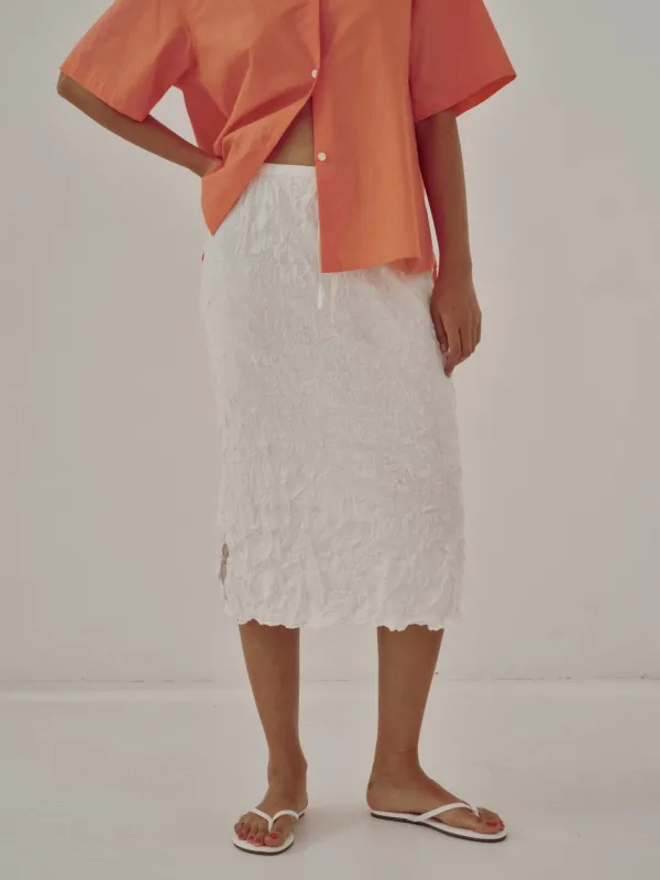 Us Pre Crinkled Knit Skirt in White made by Sayaka Davis