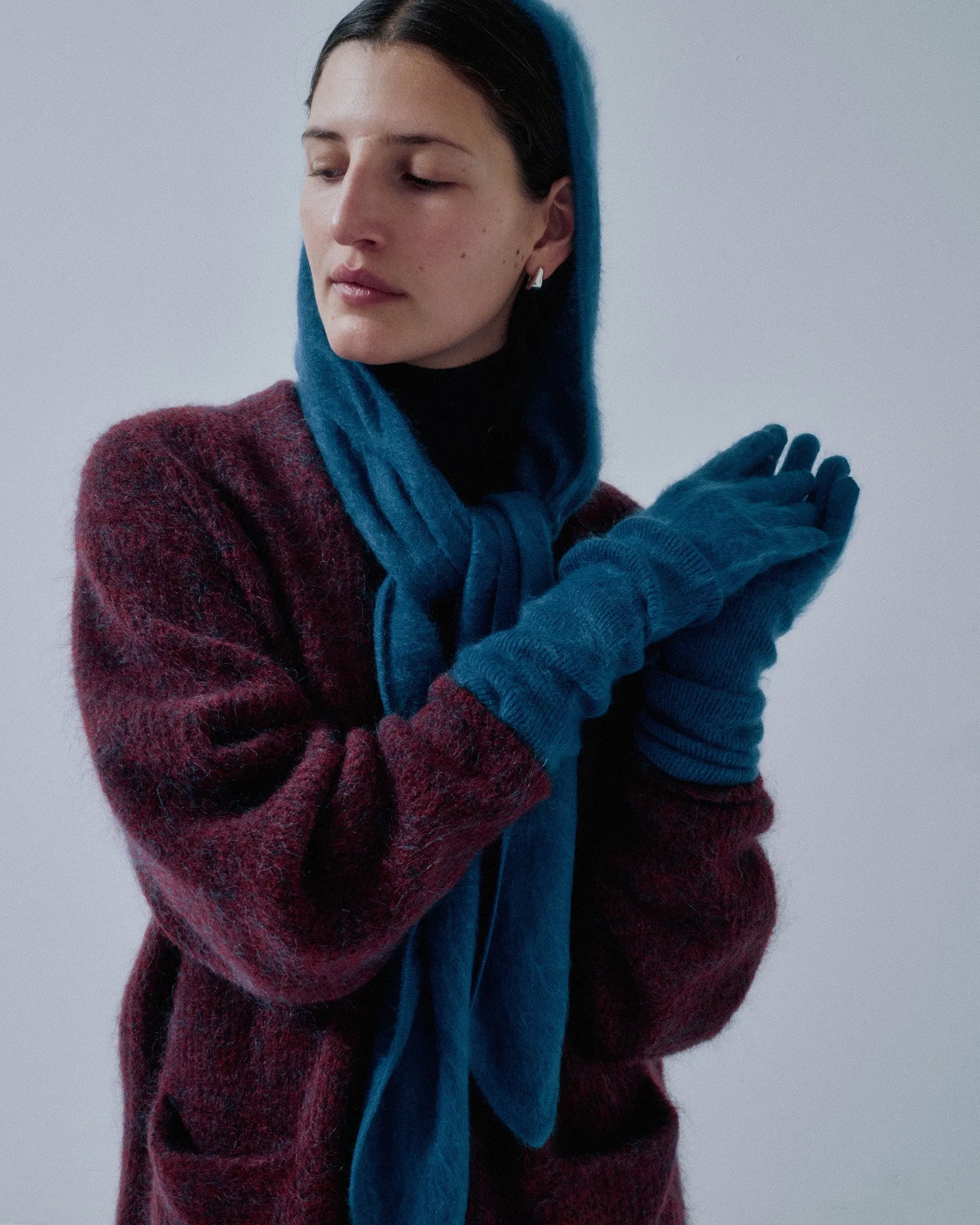Cashmere Gloves in Cobalt sold by Sayaka Davis product image thumbnail 3