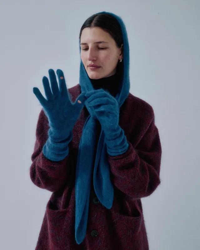 Cashmere Gloves in Cobalt made by Sayaka Davis