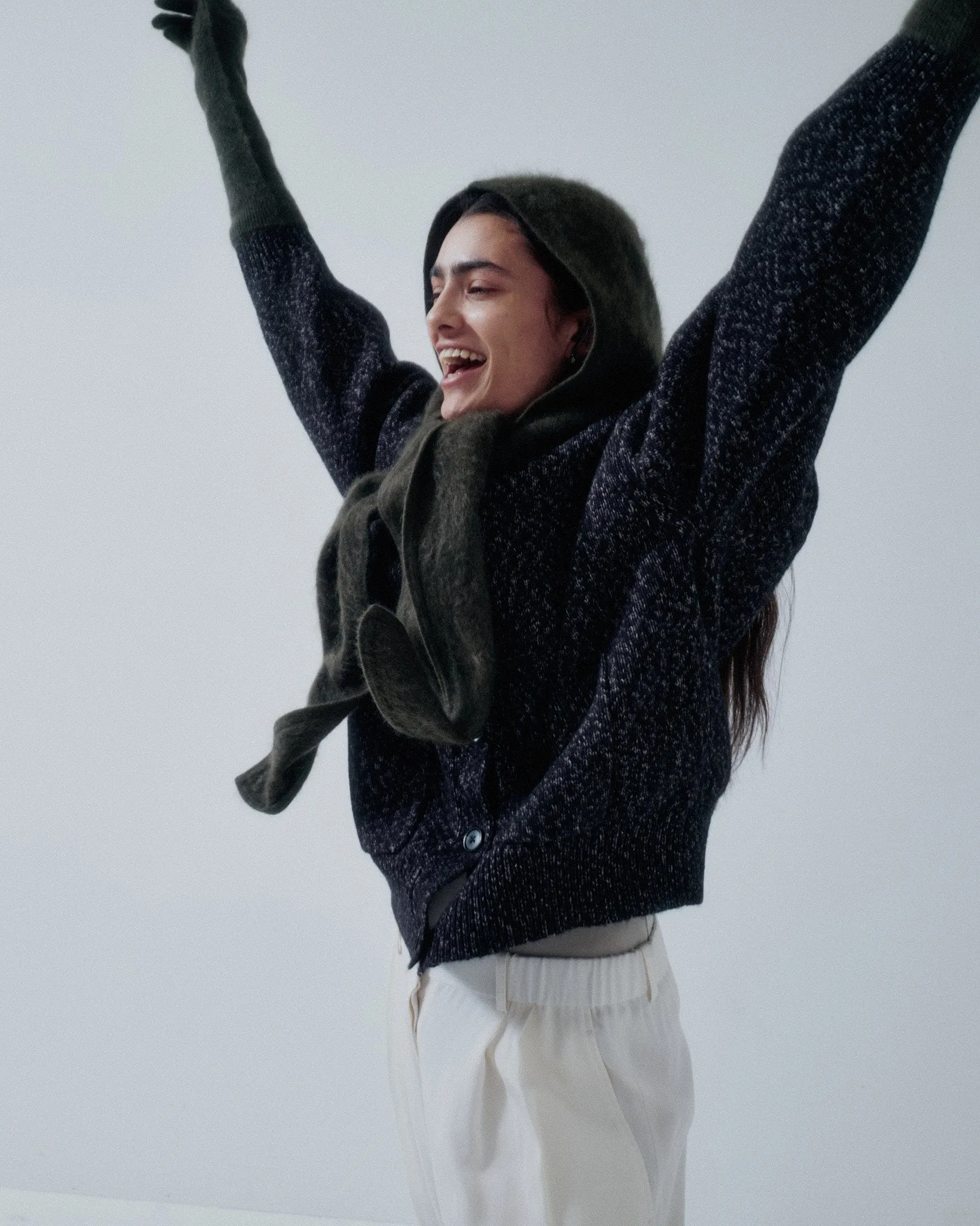Cashmere Gloves in Olive sold by Sayaka Davis product image thumbnail 4