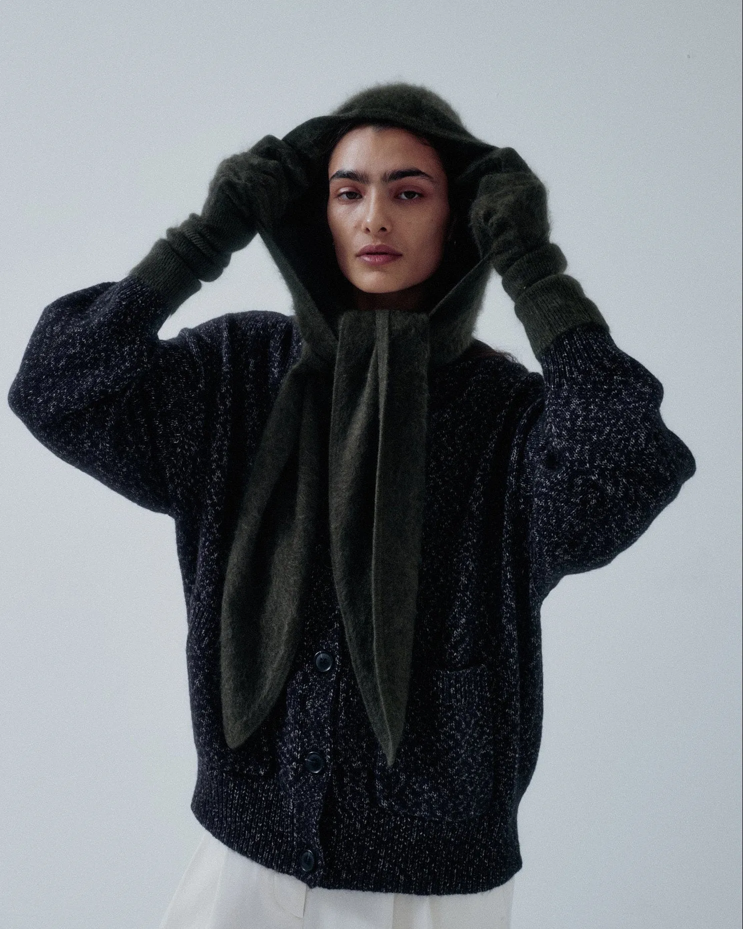 Cashmere Gloves in Olive sold by Sayaka Davis product image thumbnail 2