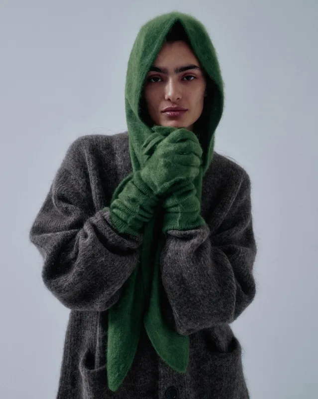Cashmere Gloves in Cactus made by Sayaka Davis