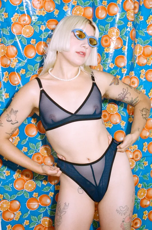 VIVIENNE BRA - NAVY made by Bully Boy