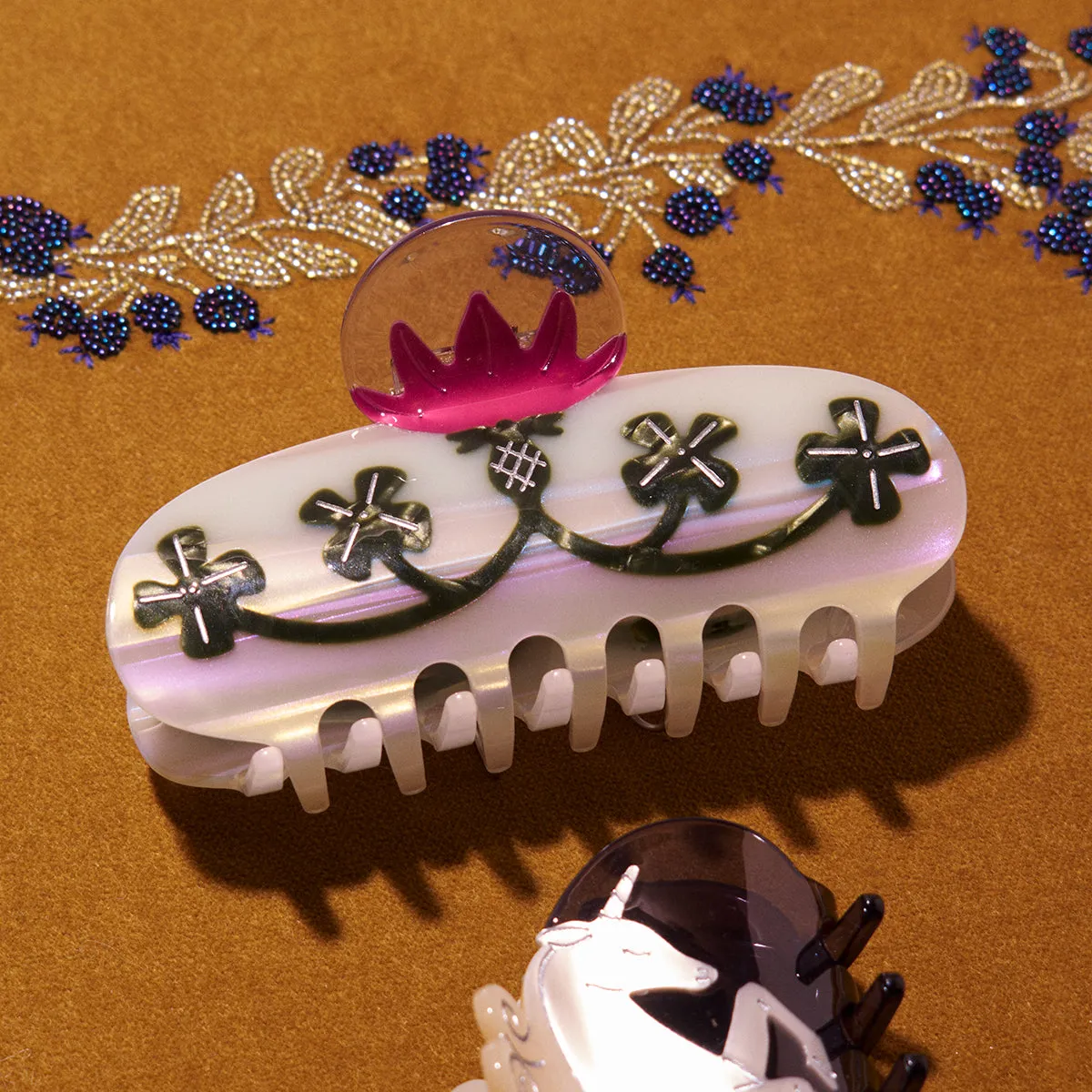 Red Clover Long Claw sold by Winona Irene product image thumbnail 2