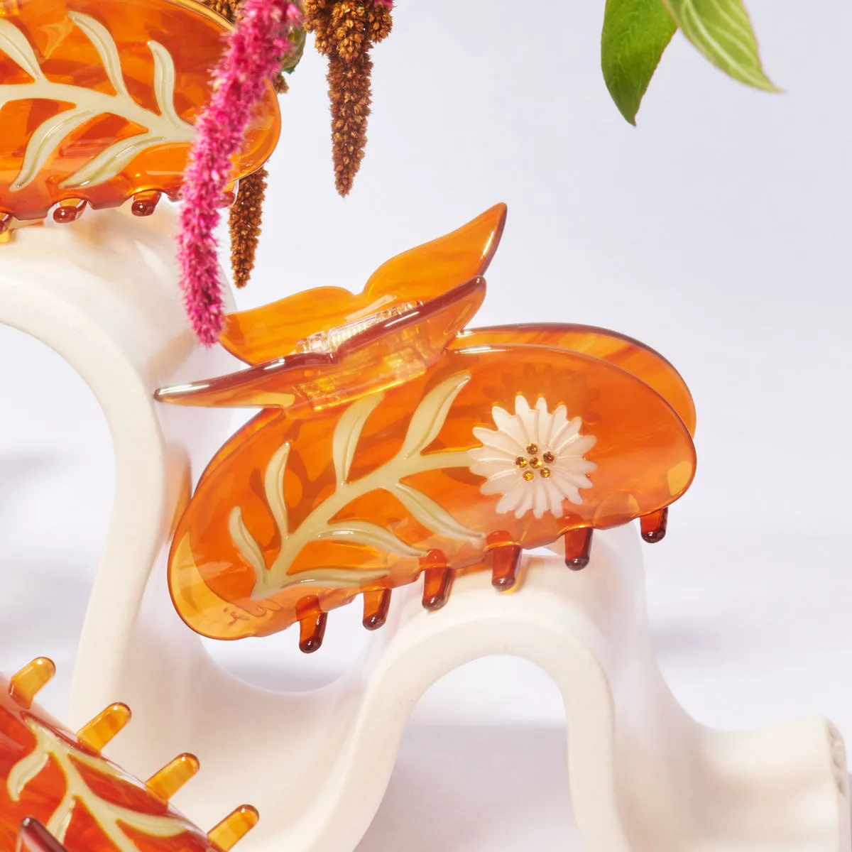 Chamomile Claw sold by Winona Irene product image thumbnail 4