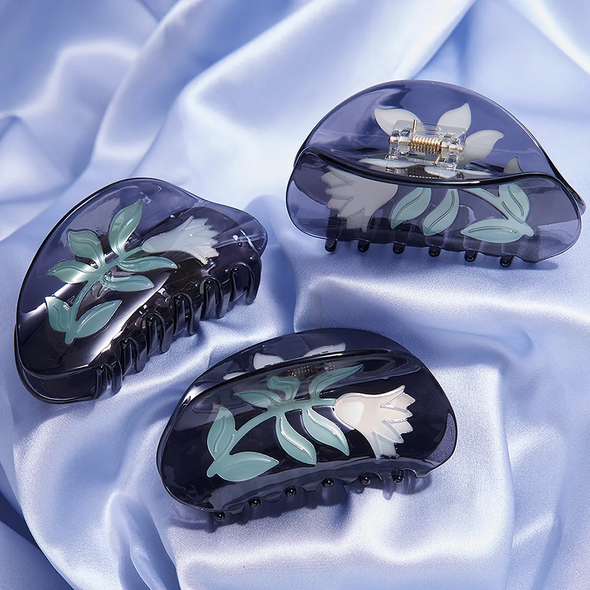 Belladonna Claw sold by Winona Irene product image thumbnail 3