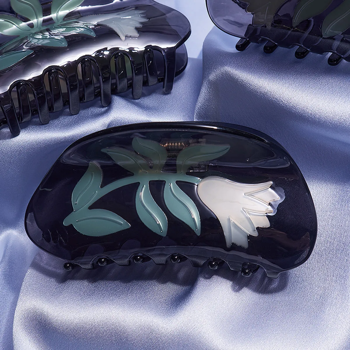 Belladonna Claw sold by Winona Irene product image thumbnail 2