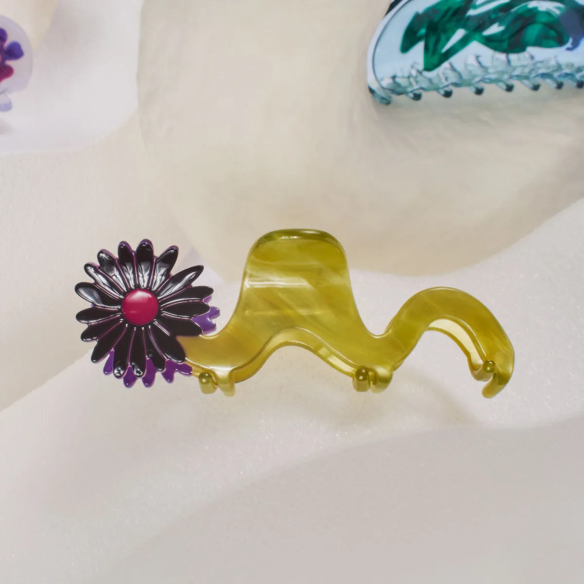 Wavy Daisy Claw sold by Winona Irene product image thumbnail 3