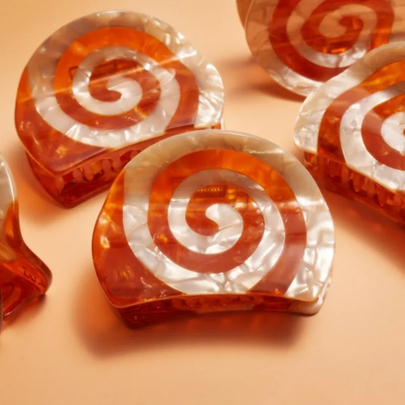 Honey Spiral Claw sold by Winona Irene