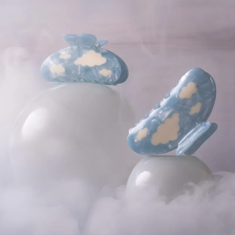 Lucy Hair Claw sold by Winona Irene