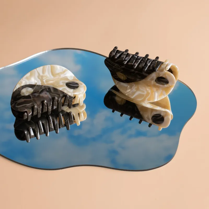 Large Yin-Yang Claw sold by Winona Irene