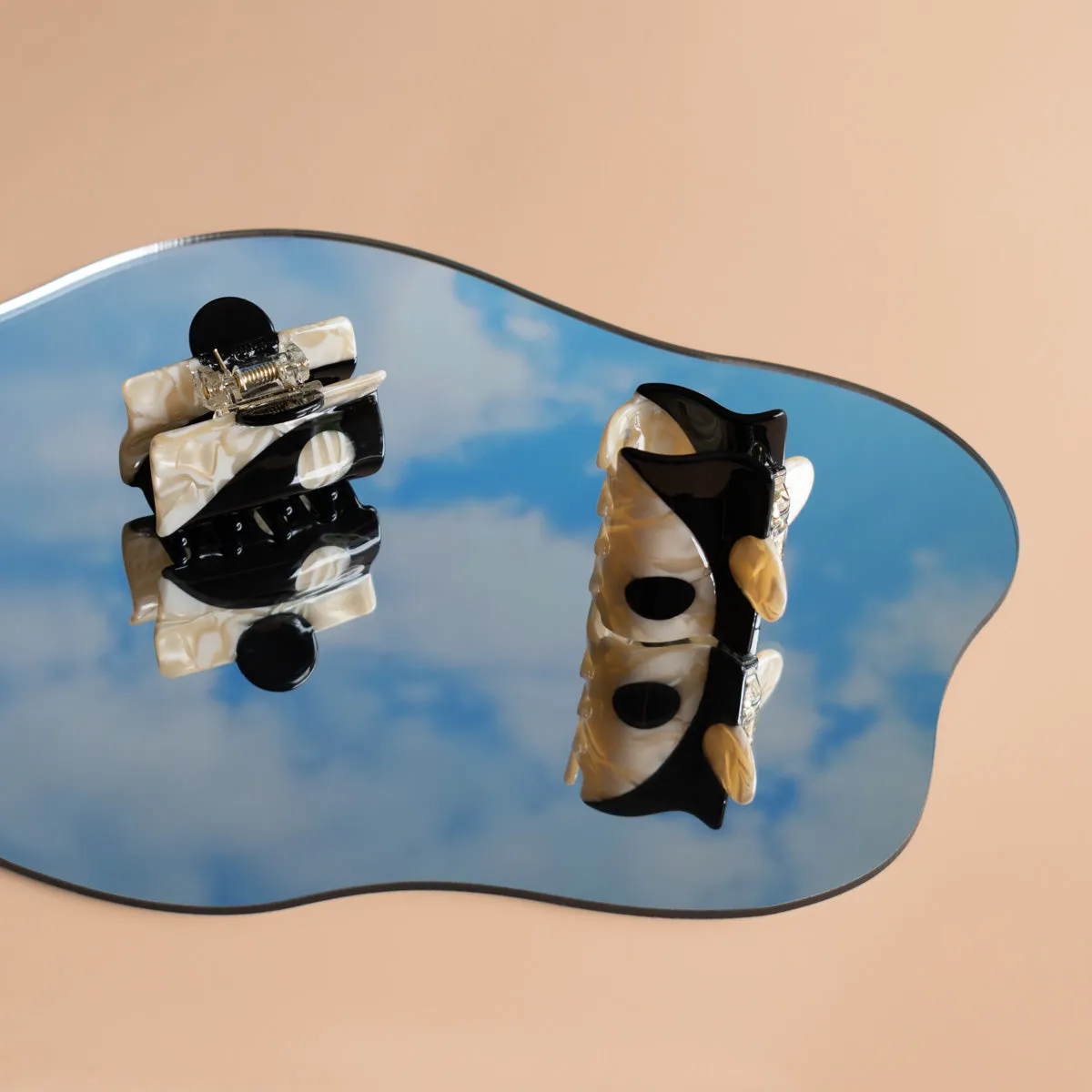 Balance Black Claw Set sold by Winona Irene