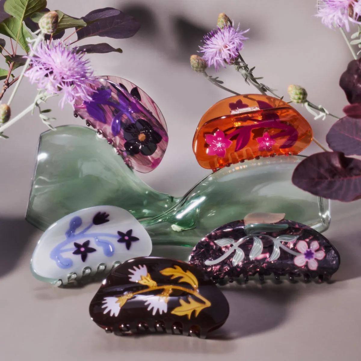 hellebore claw sold by Winona Irene product image thumbnail 4