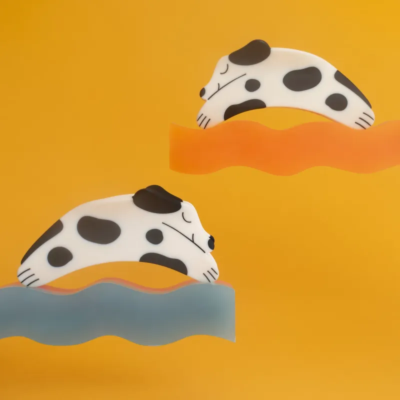 Puppy Hair Claw sold by Winona Irene