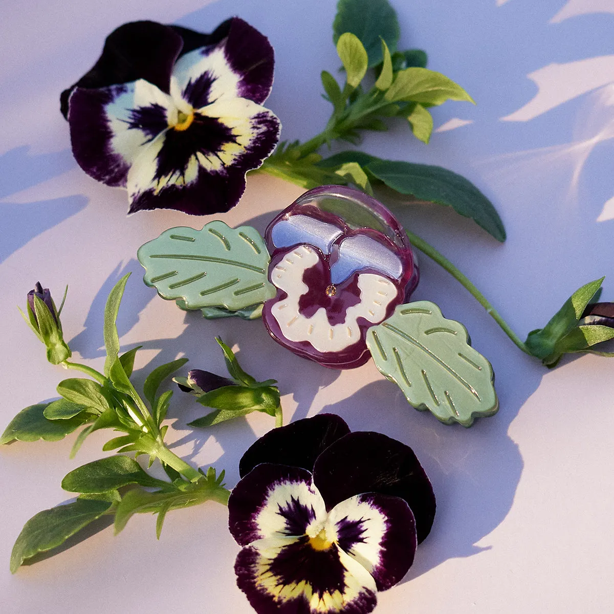 Wild Pansy Mini Claw sold by Winona Irene product image thumbnail 2