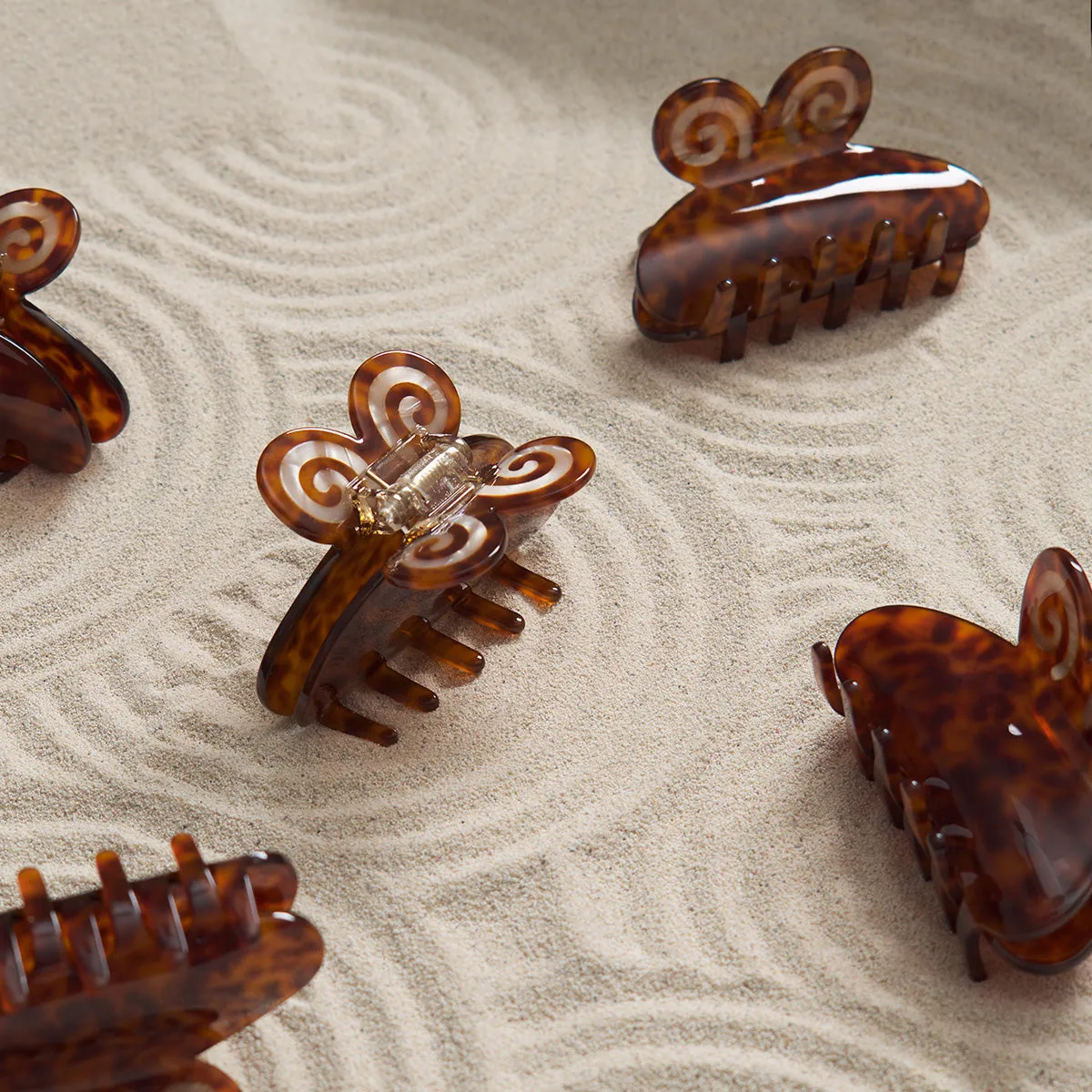 Mariposa Claw sold by Winona Irene product image thumbnail 3