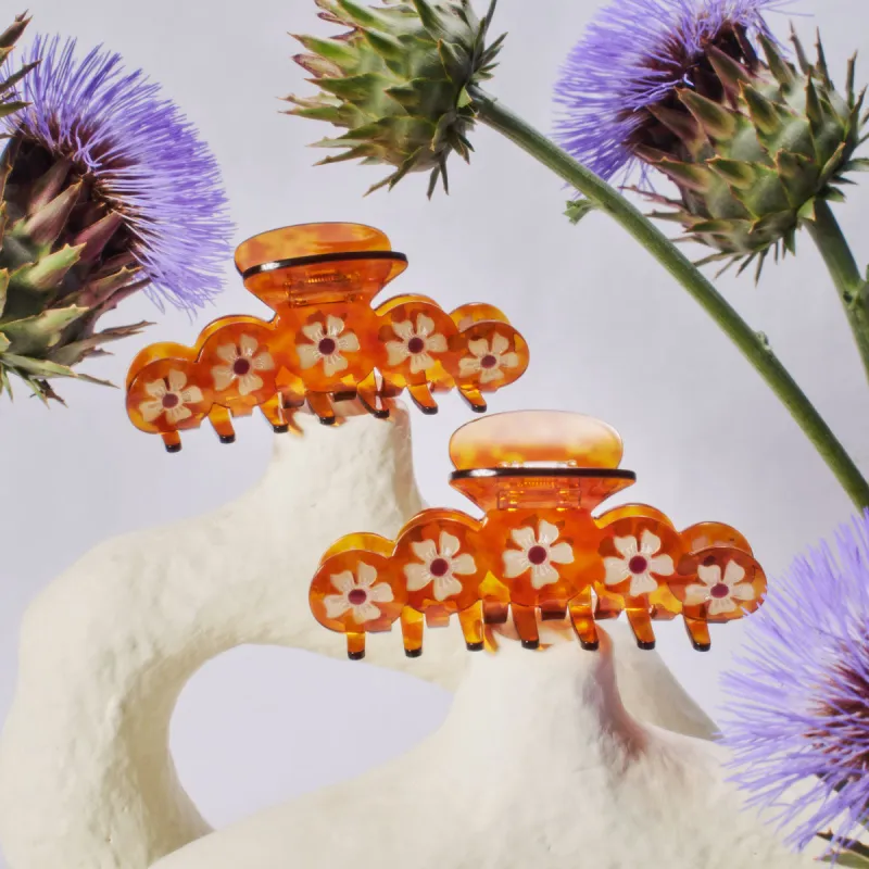 Antheia Claw made by Winona Irene