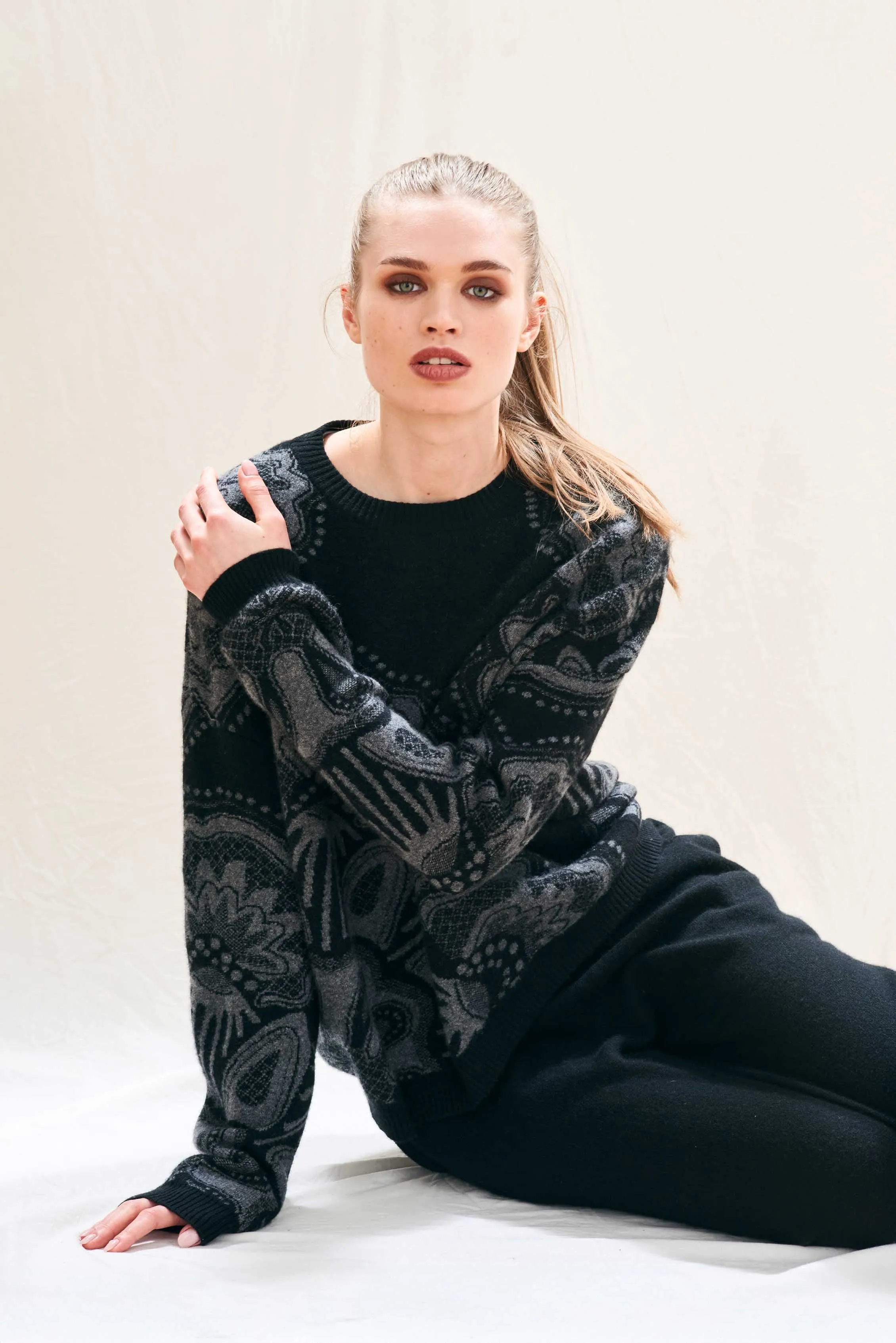 Cashmere Wool Doily Crew in Black and Grey sold by Jumper 1234 product image thumbnail 2