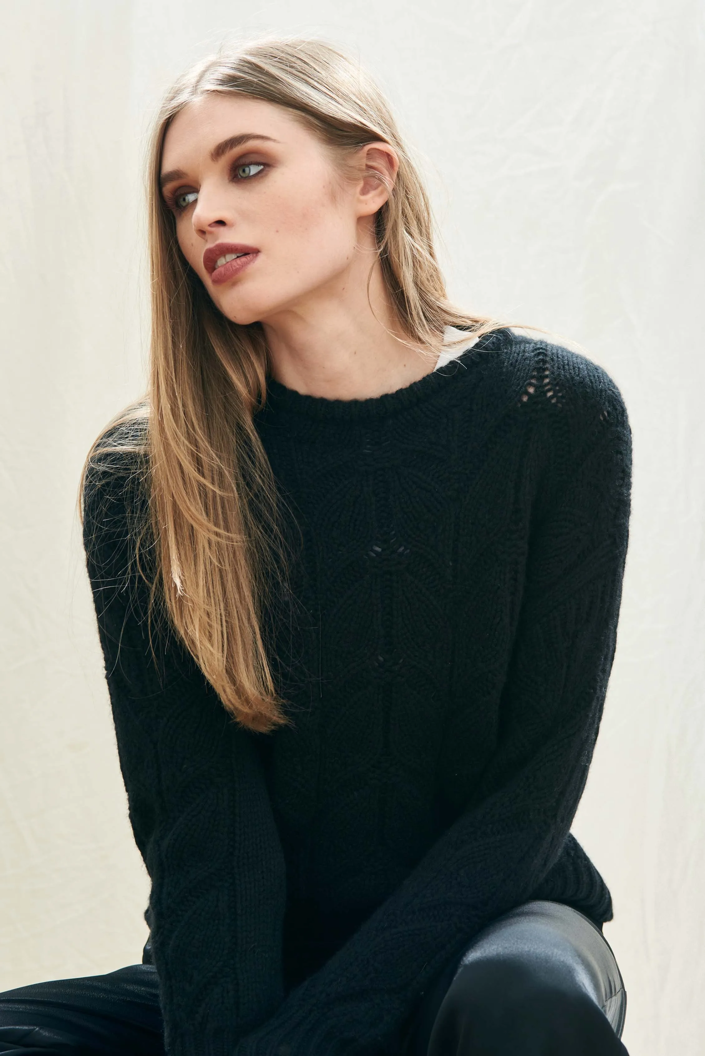Cashmere Wool Leaf Crew in Black sold by Jumper 1234 product image thumbnail 2