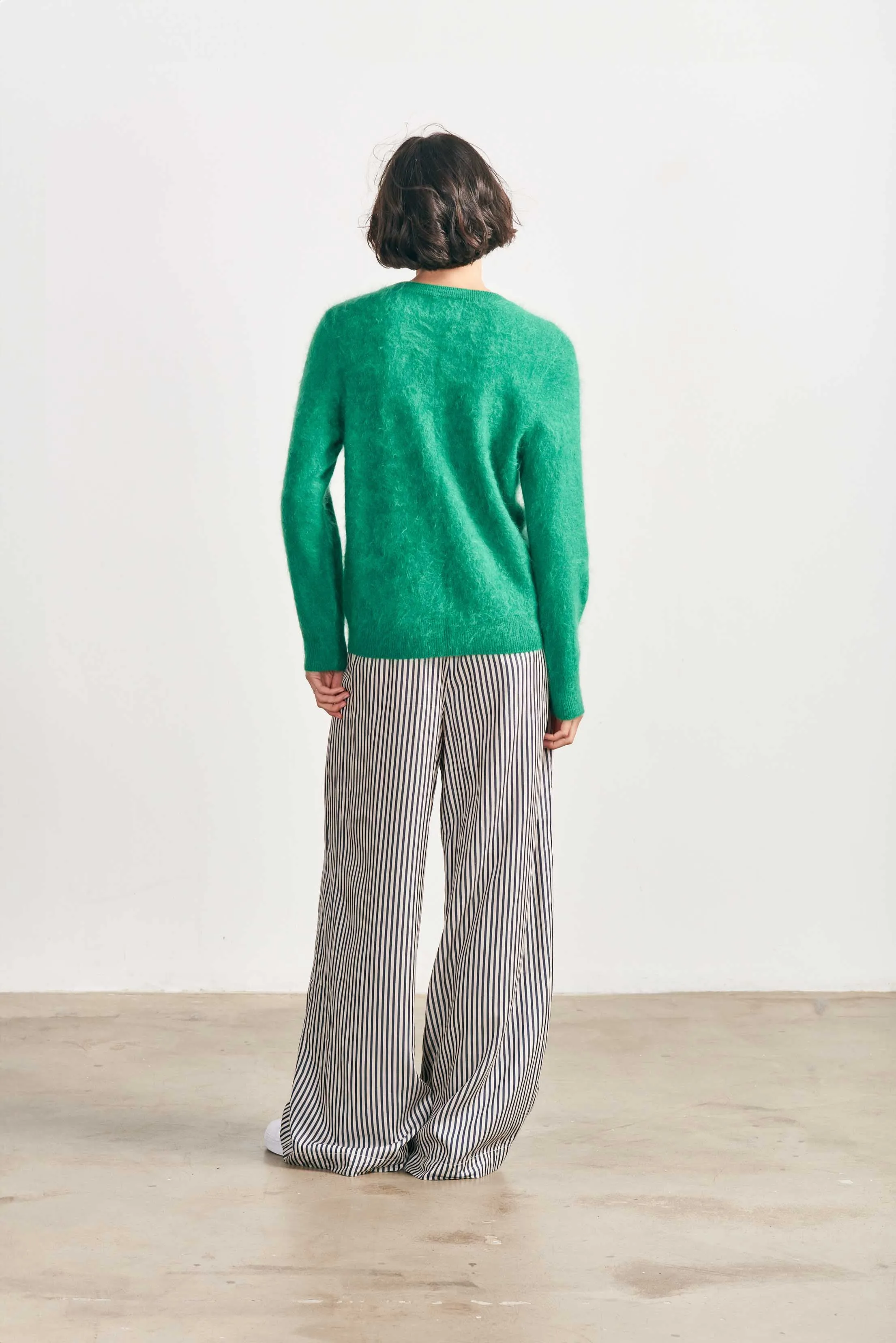 Brushed Cashmere Crew in Green sold by Jumper 1234 product image thumbnail 4