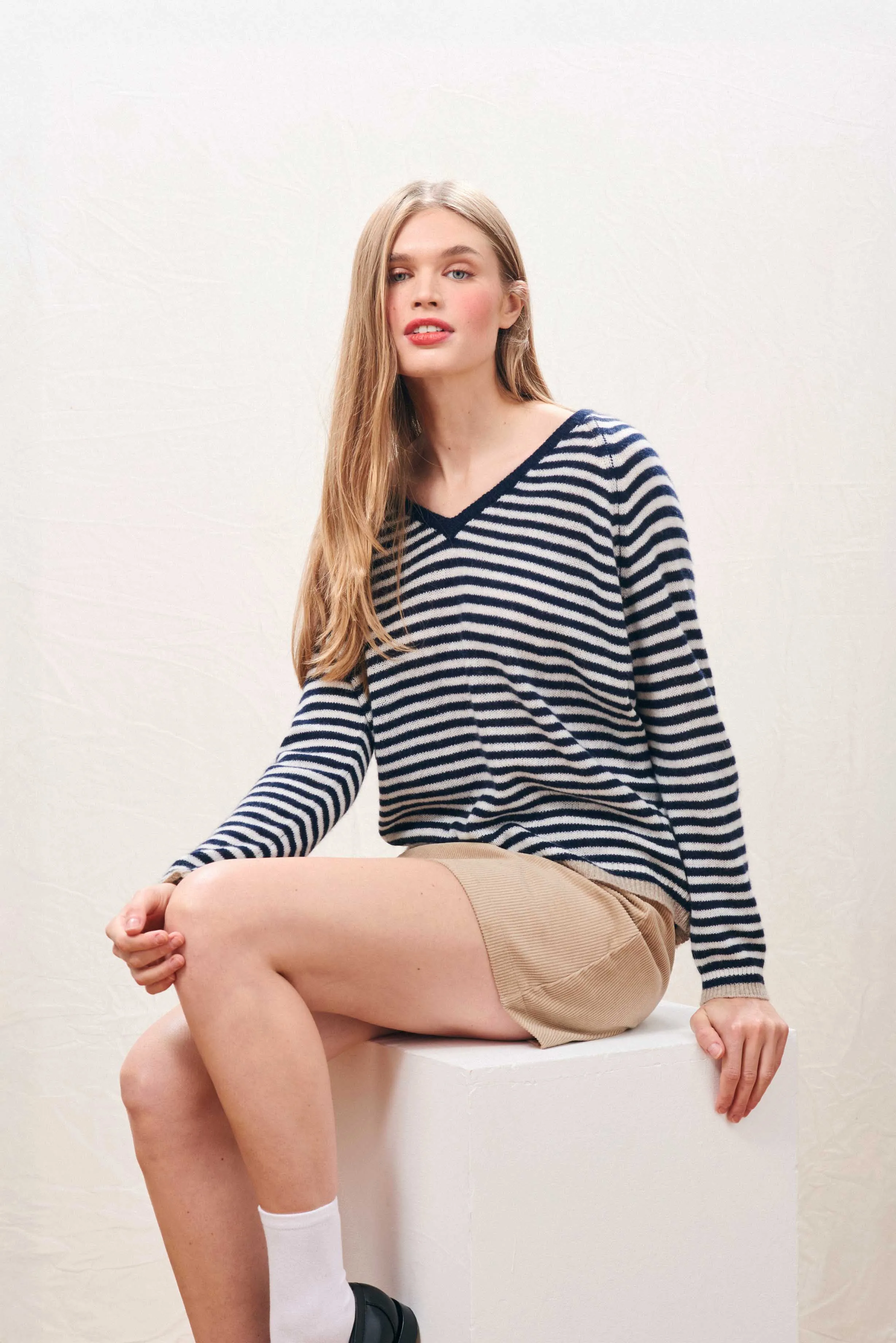 Cashmere Oversized Little Stripe Vee in Navy sold by Jumper 1234 product image thumbnail 2