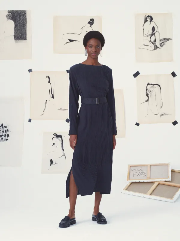 LA ROBE MARGUERITE - LE SURREALISME made by Mii Collection
