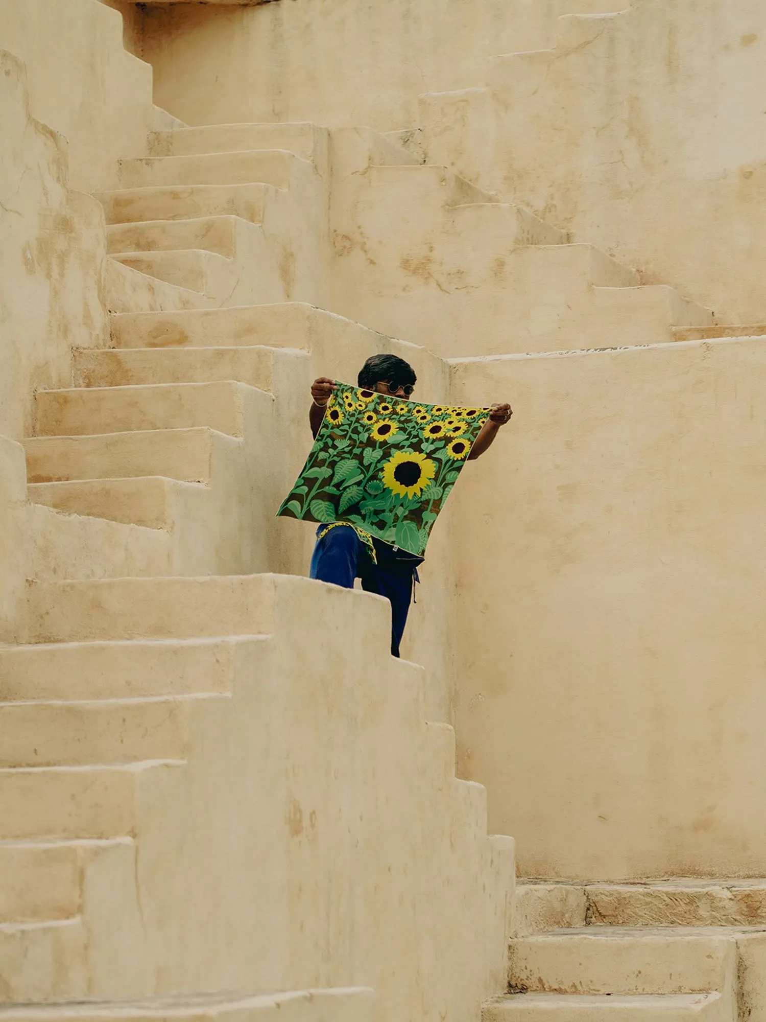 LE CARRE - TOURNESOL sold by Mii Collection