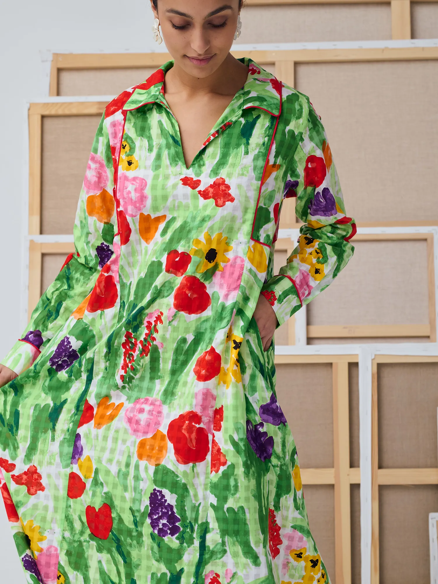 LA DJELLABA STELLA - TAPIS DE FLEURS sold by Mii Collection product image thumbnail 4