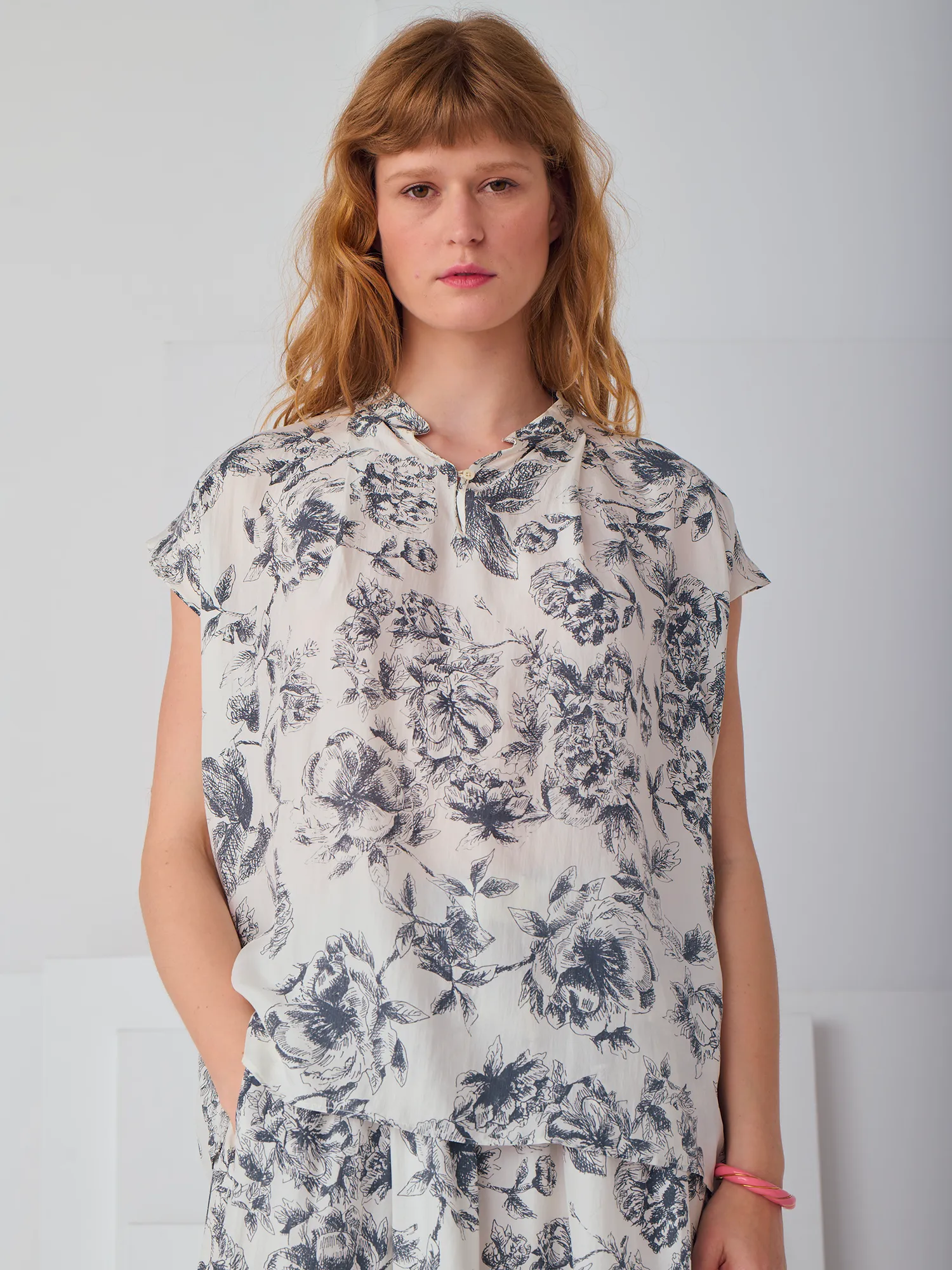 LE TOP ANNE - LA DESSINATRICE sold by Mii Collection product image thumbnail 2