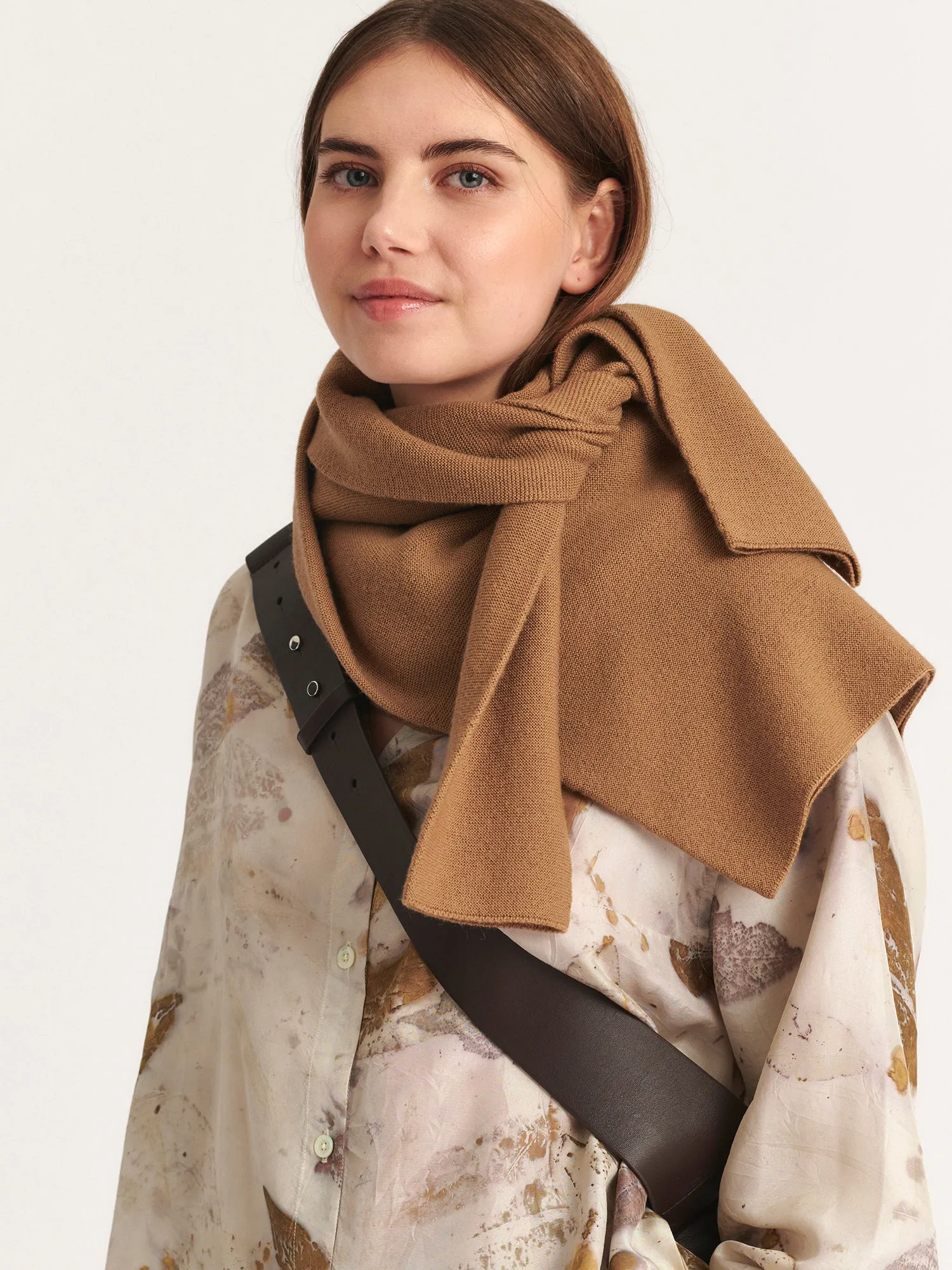 LA CHEMISE MIRABELLE - LES FEUILLES MORTES sold by Mii Collection product image thumbnail 3