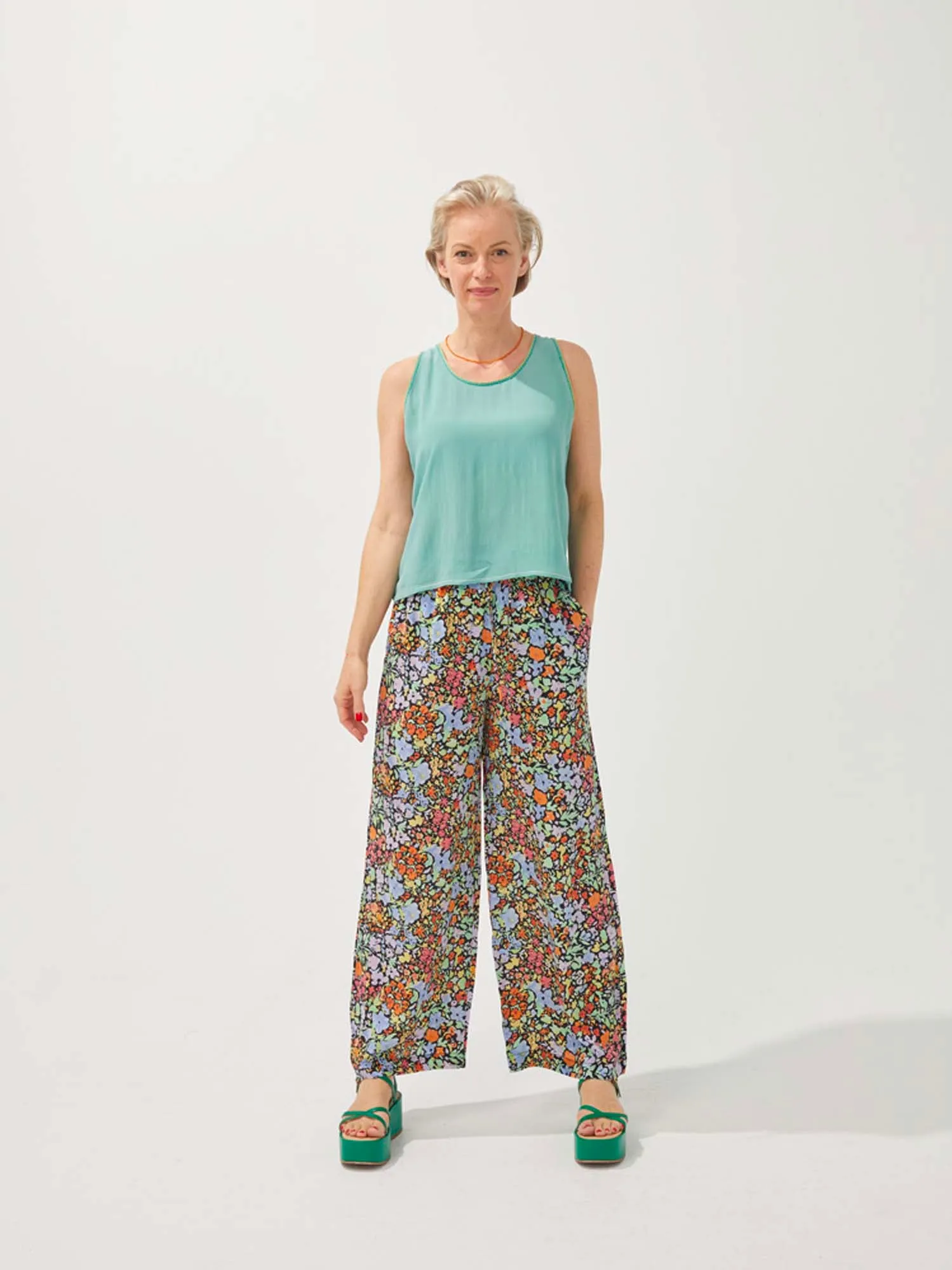 LE TOP LOLA - LES UNIS sold by Mii Collection product image thumbnail 2