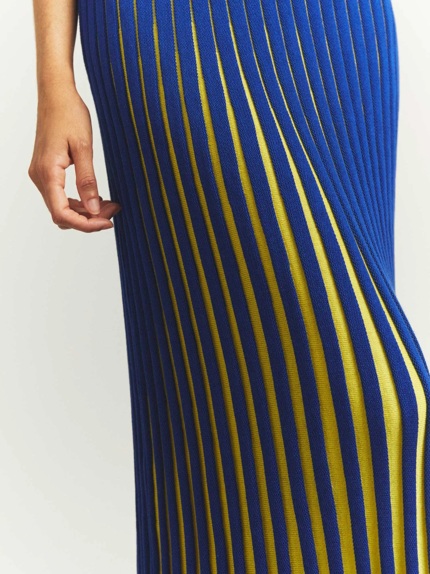 LA ROBE SOLEIL - LE JARDIN sold by Mii Collection product image thumbnail 3