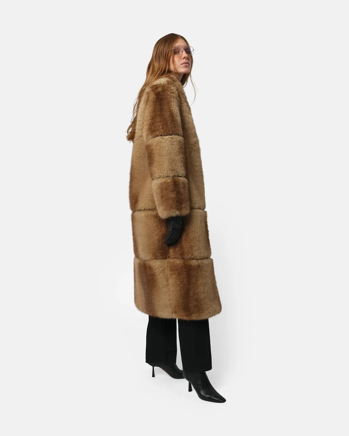 Sylke Mink Coat sold by Apparis product image thumbnail 2