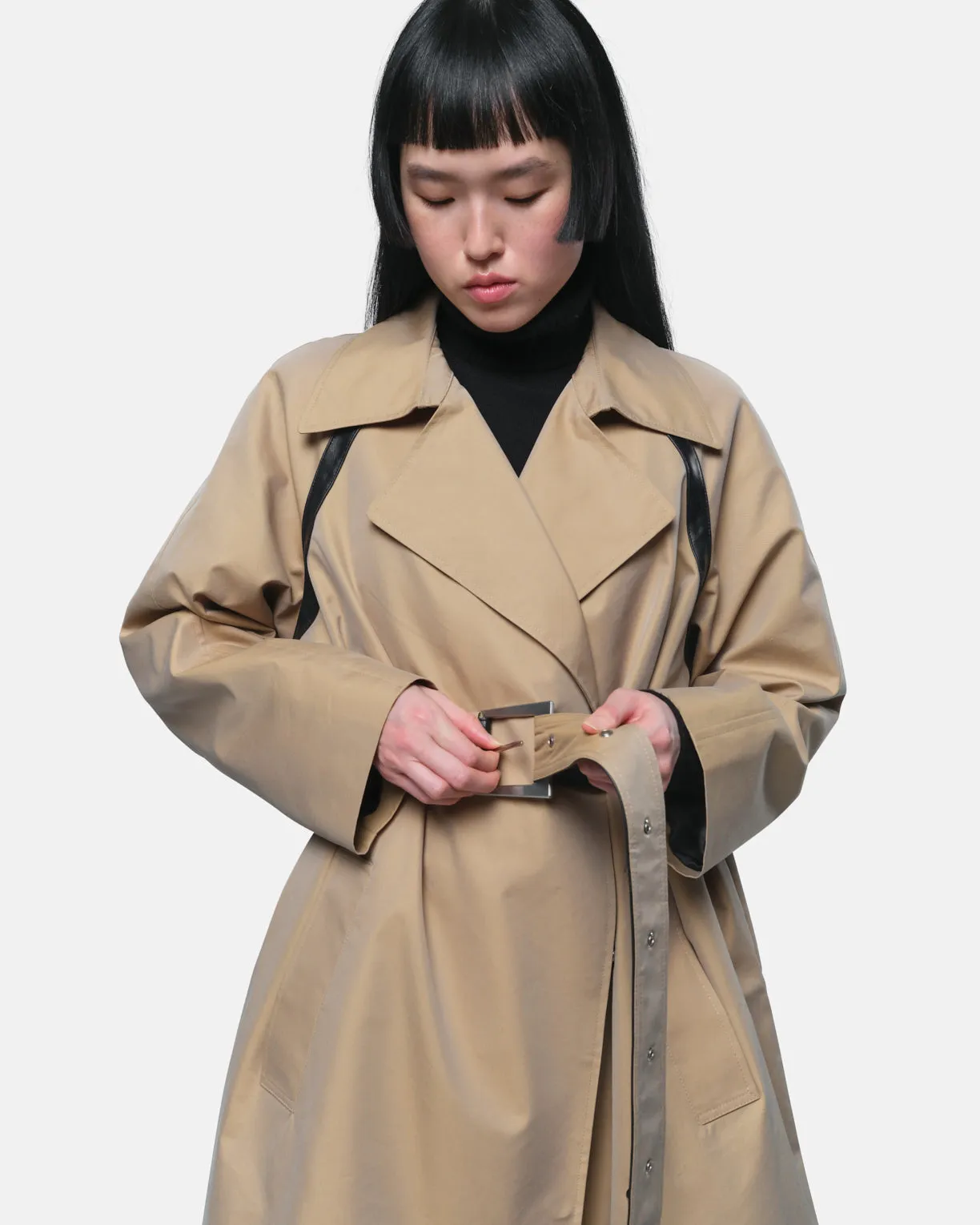 Marge Trenchcoat Almond & Noir sold by Apparis product image thumbnail 4