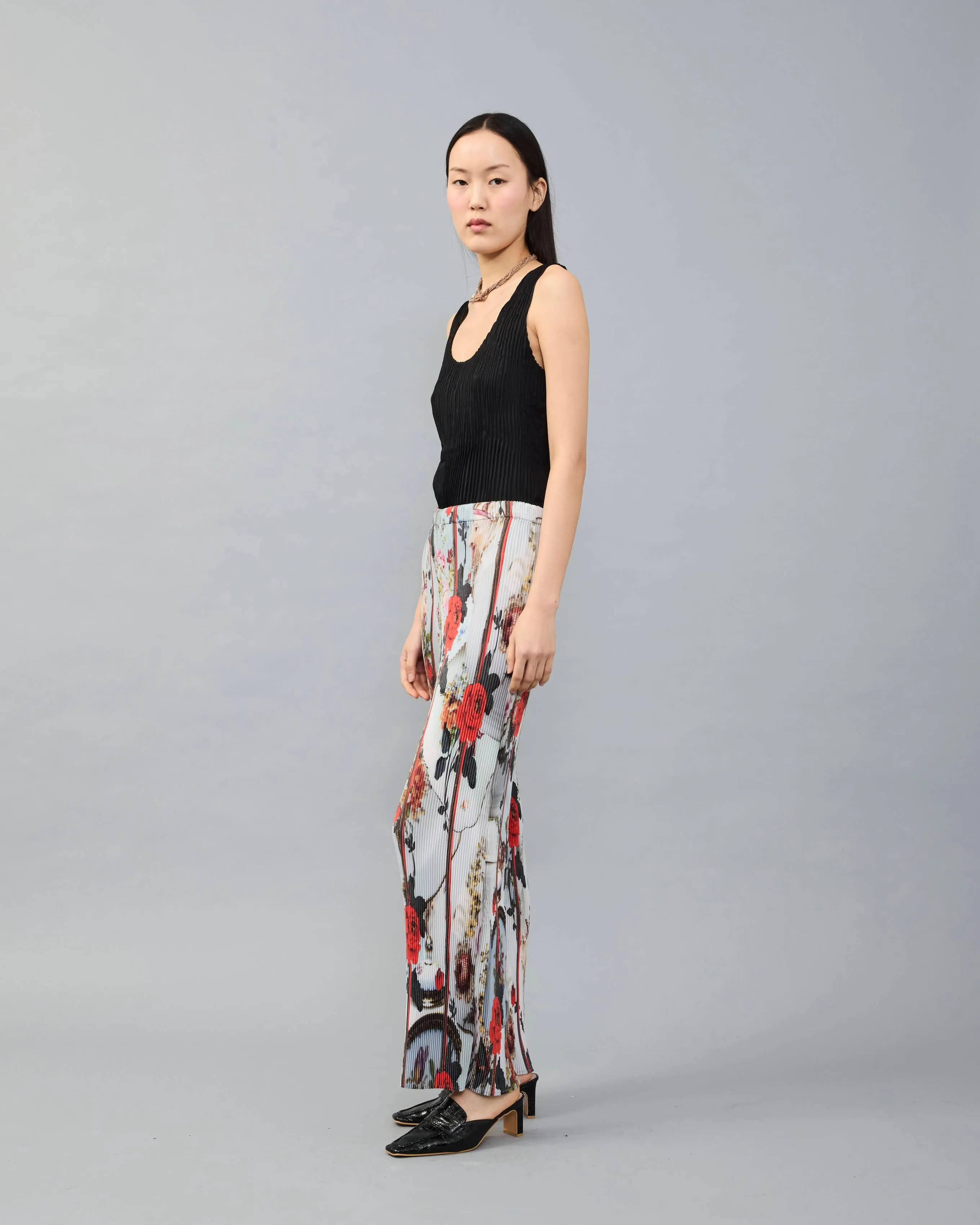 Jack Pleated Trouser in Rudi light sold by Julia Heuer product image thumbnail 3