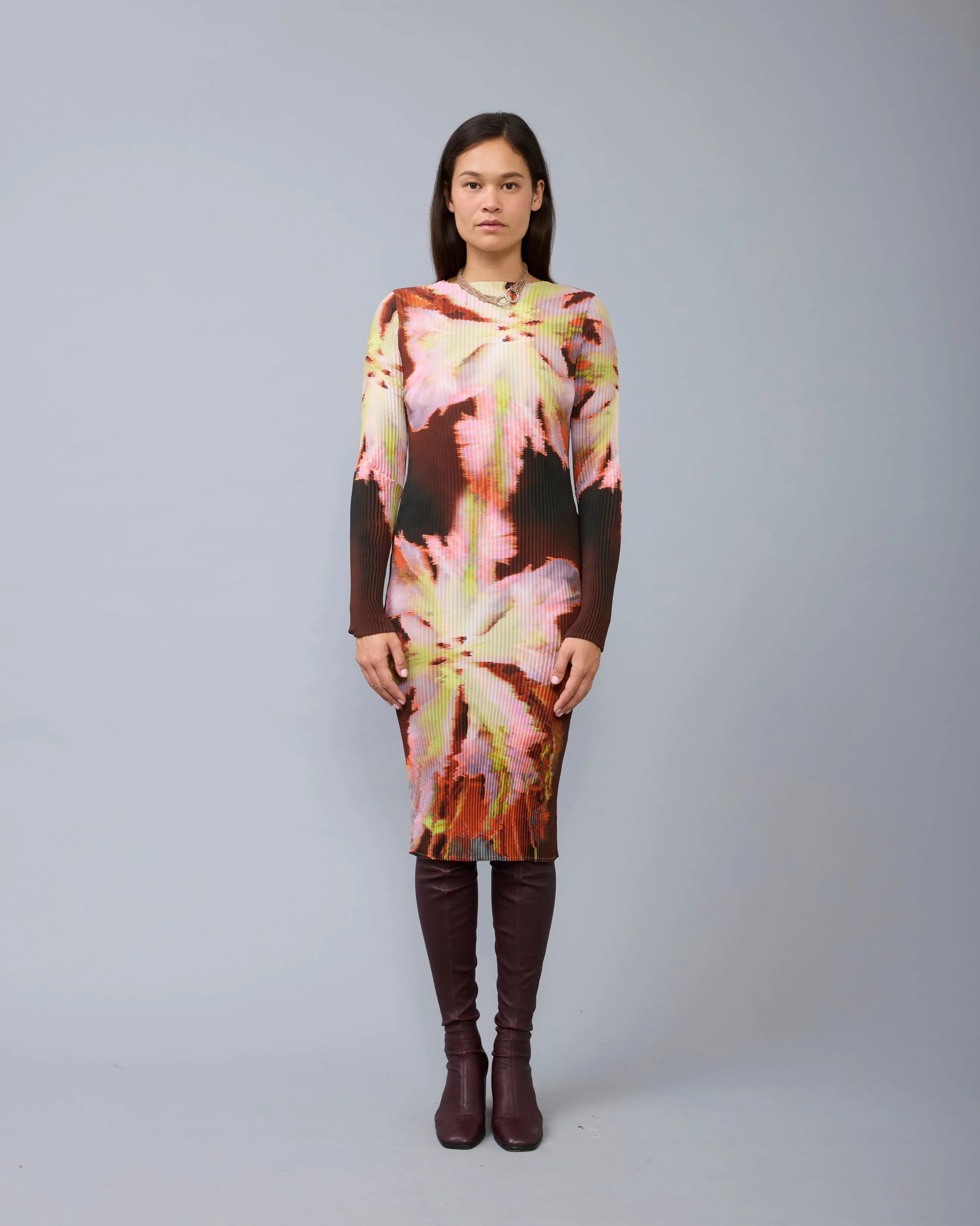 Lennard Dress in Dark Hilde sold by Julia Heuer product image thumbnail 2