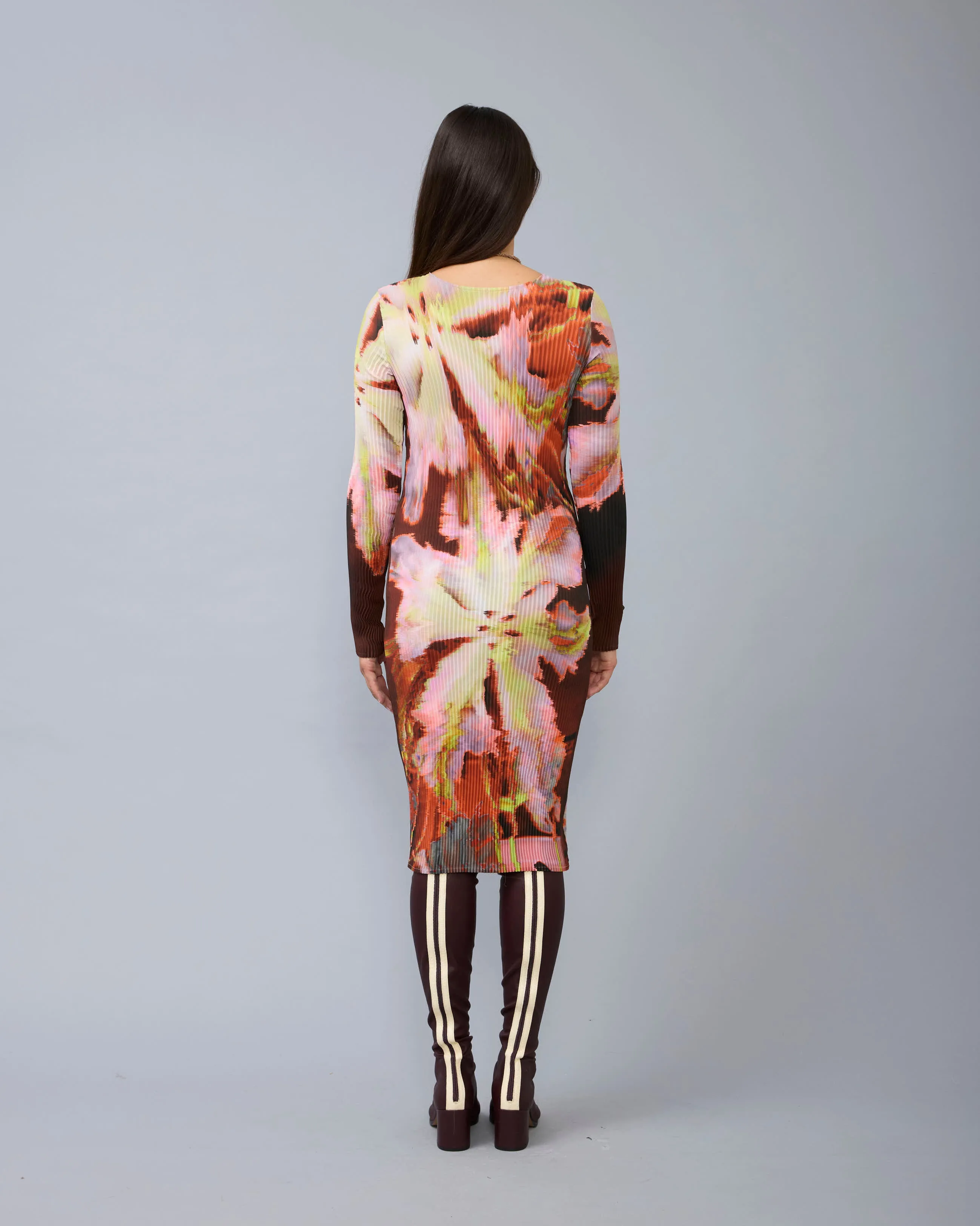 Lennard Dress in Dark Hilde sold by Julia Heuer product image thumbnail 3