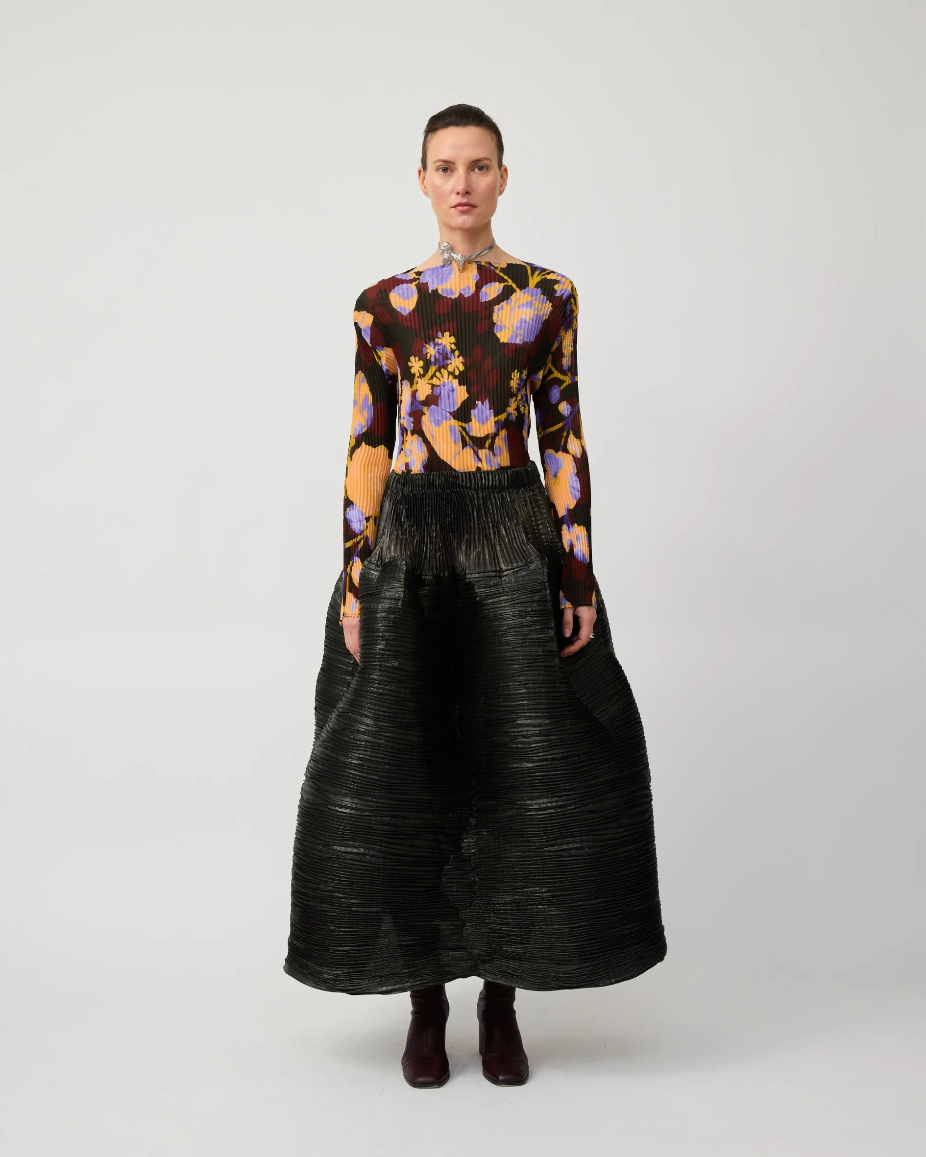 LEE PLEATED TOP IN AMBER INGRID sold by Julia Heuer