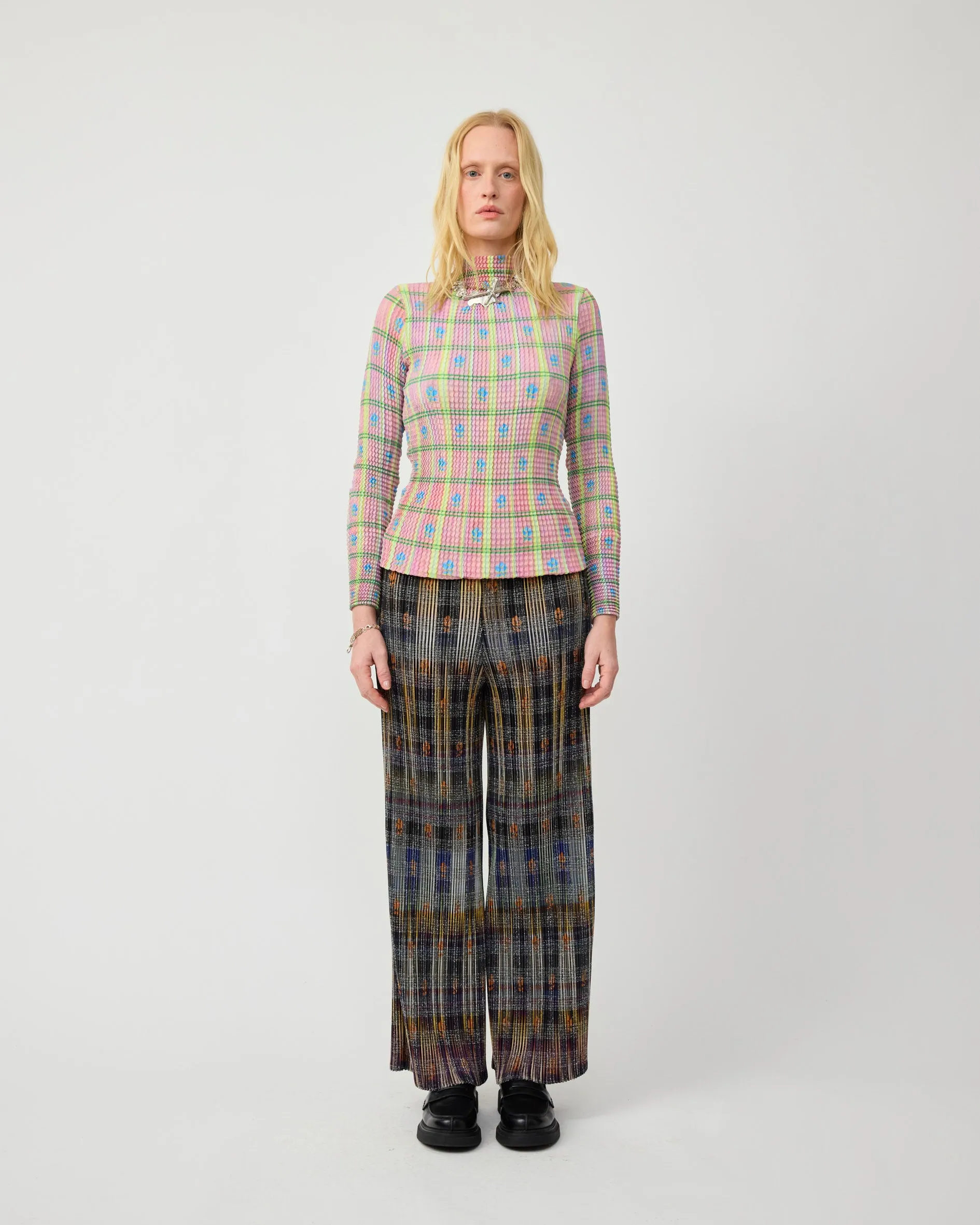 SUSI CROSS PLEATED TOP IN BLUSH ROMAN sold by Julia Heuer