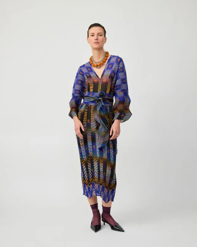 SUE HANDPLEATED KAFTAN IN DARK HELGE made by Julia Heuer