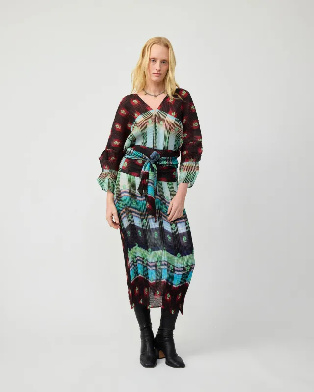 SUE HANDPLEATED KAFTAN IN LIGHT HELGE made by Julia Heuer