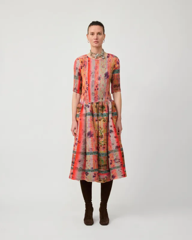 ROCKY HANDPLEATED DRESS IN BIRTE made by Julia Heuer