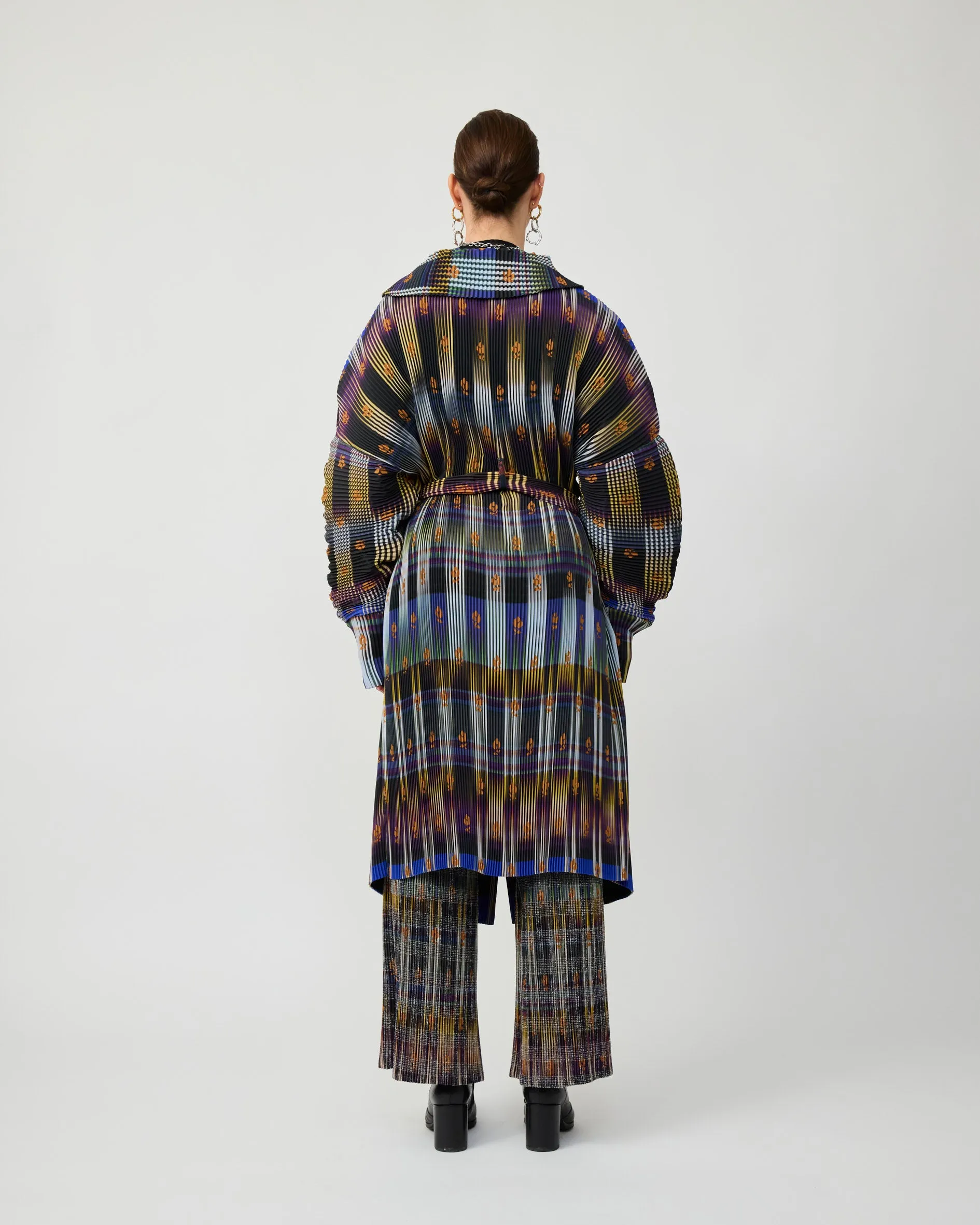 KONRAD PLEATED COAT IN HELGE sold by Julia Heuer product image thumbnail 3