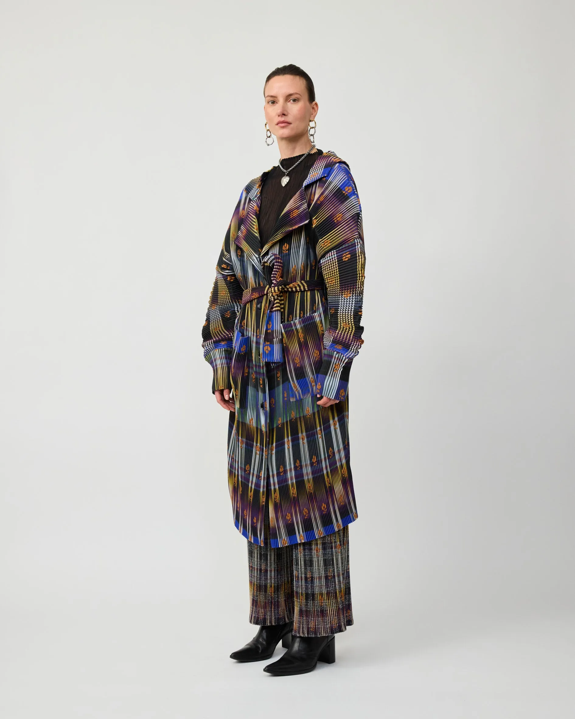KONRAD PLEATED COAT IN HELGE sold by Julia Heuer product image thumbnail 2