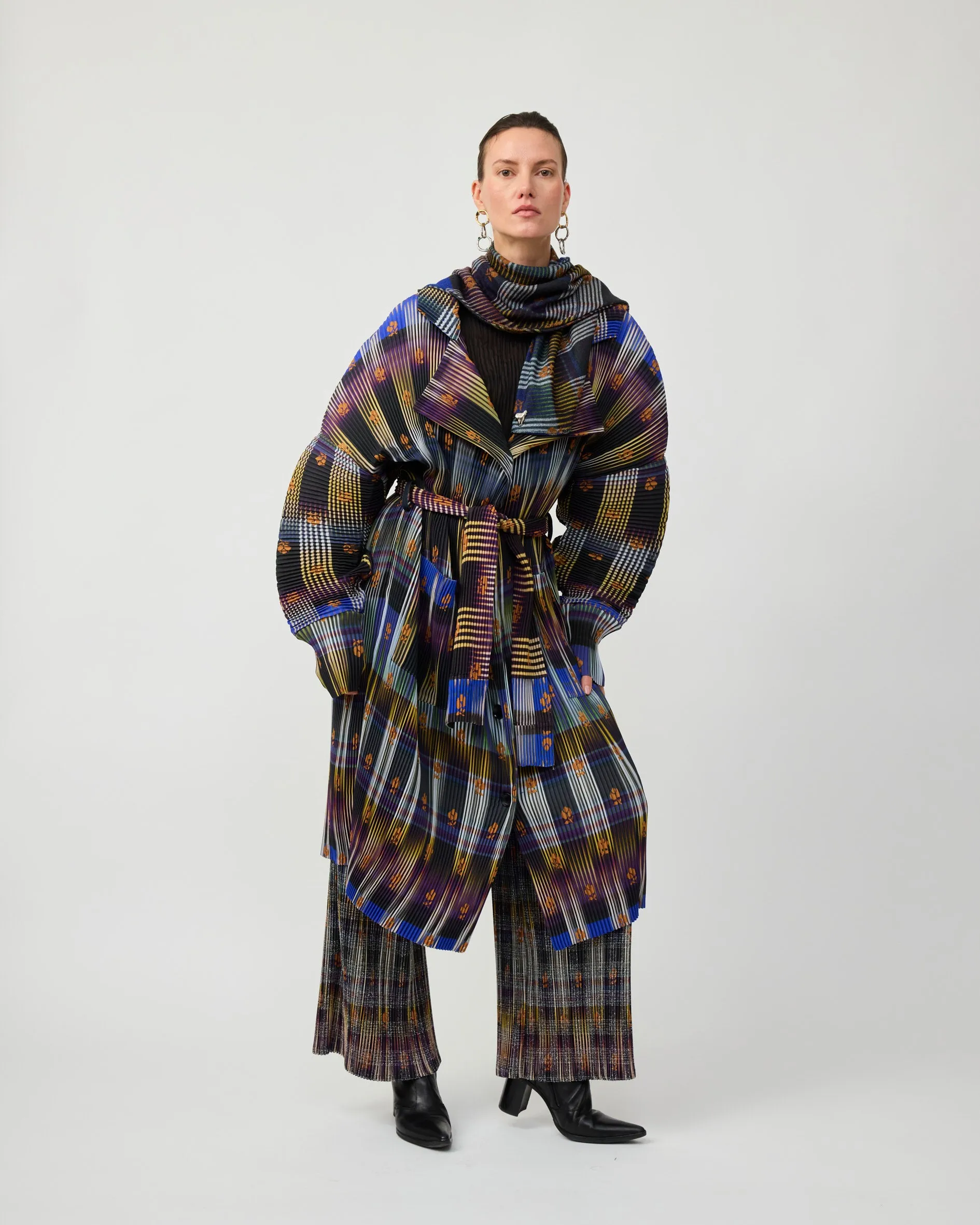 FRIDA HEAD SCARF IN HELGE sold by Julia Heuer product image thumbnail 2