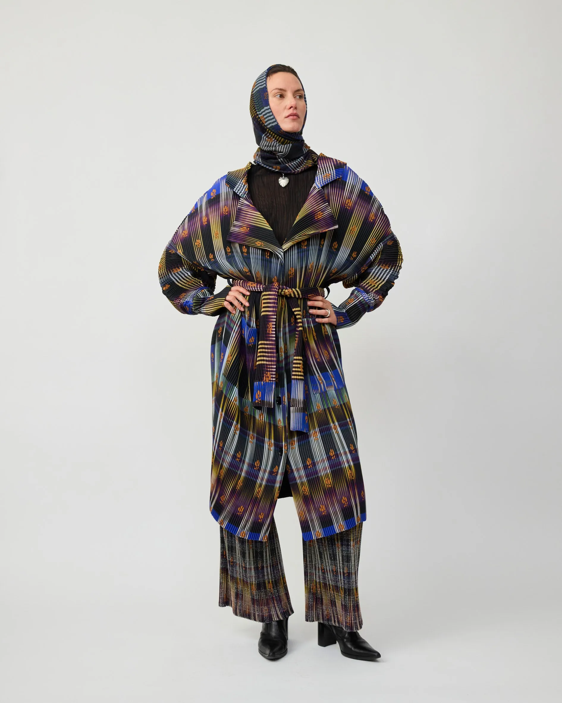 FRIDA HEAD SCARF IN HELGE sold by Julia Heuer product image thumbnail 4