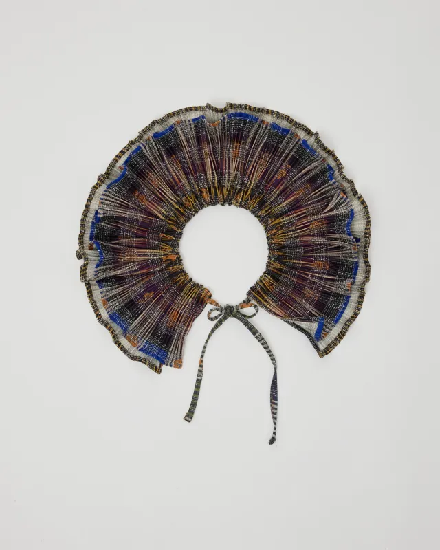 WINNIE PLEATED TARTAN COLLAR IN HELGE made by Julia Heuer