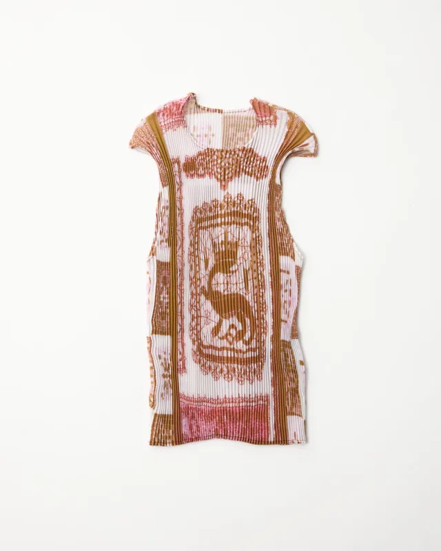 Thelma Pleated Top in Apo made by Julia Heuer