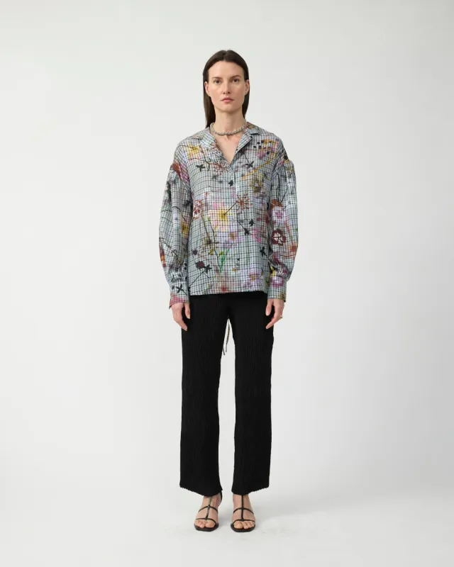 Hannes Shirt in Frances made by Julia Heuer